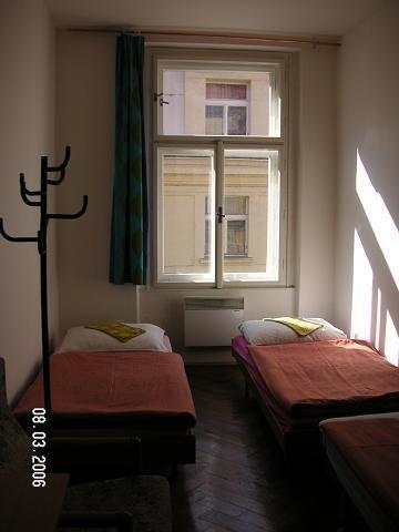 Hostel Bell Prag Exteriör bild